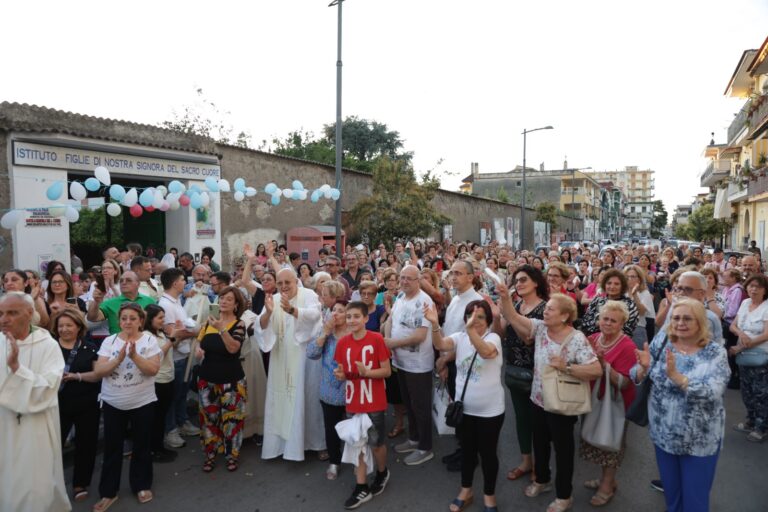 Arzano. Nella Parrocchia dell’ Annunziata : il Quadro della Madonna di Pompei!