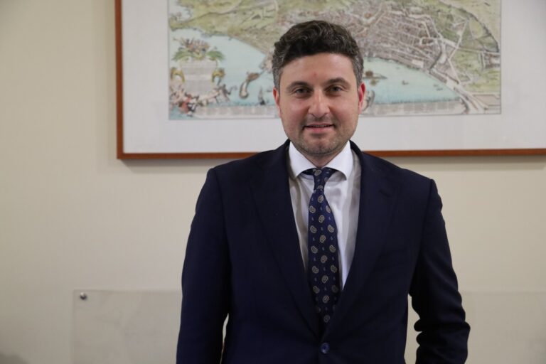 Casavatore, Fabrizio Celaj e il coraggio della normalità.